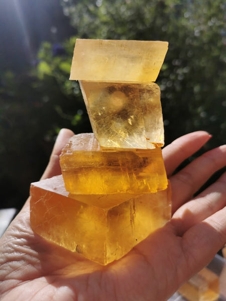 Honey Calcite raw cube