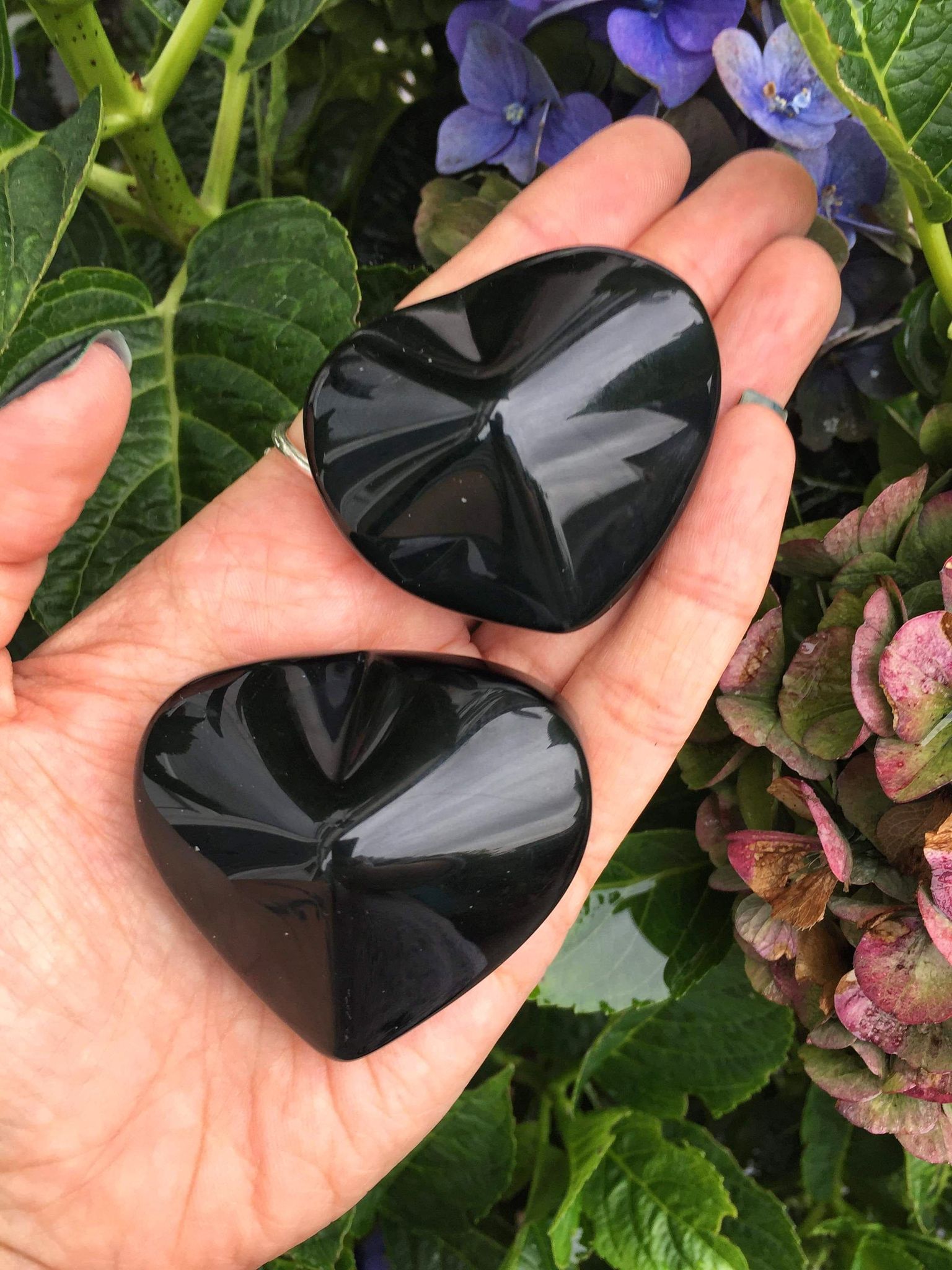 Obsidian hearts