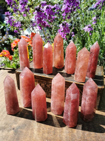 Strawberry quartz points