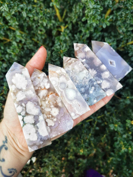 Blossom agate points