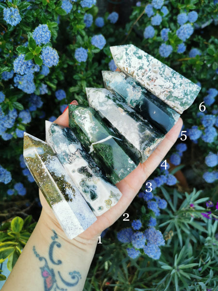 Moss agate points